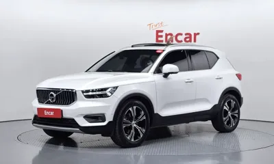 Volvo XC40 · 2020 год