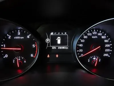 Kia Canival 2015, 232359 км, за 5900000 KRW - фото 9