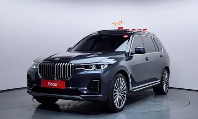 BMW X7 · 2022 год