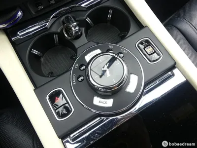Rolls-Royce Ghost 2017, 49900 км, за 215000000 KRW - фото 15