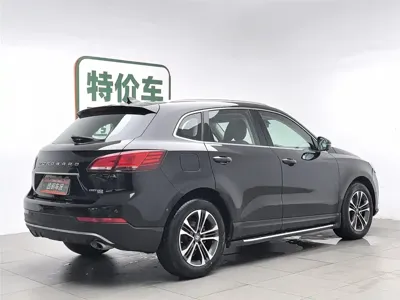 Borgward BX7 2016, 57900 км, за 20800 CNY