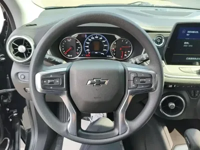 Chevrolet Blazer 2023, 75200 км, за 95200 CNY - фото 11