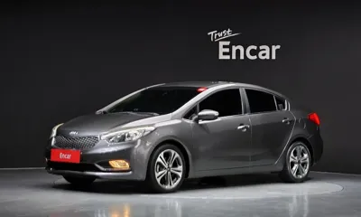 Kia K3 · 2013 год