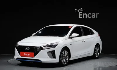 Hyundai Ioniq · 2016 год