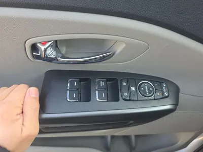 Kia Canival 2020, 56261 км, за 14500000 KRW - фото 15
