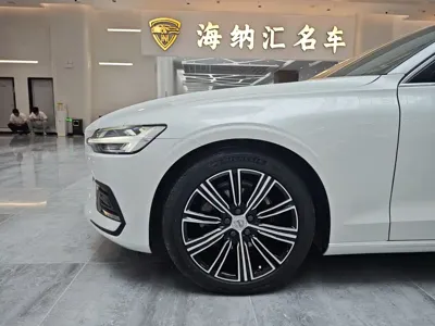 Volvo S60 2020, 16000 км, за 105800 CNY - фото 6