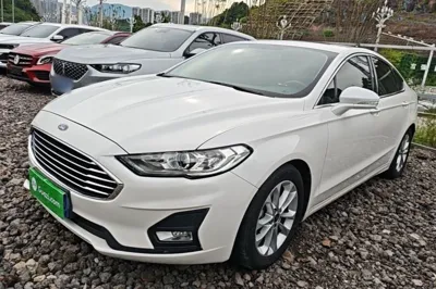 Ford Mondeo · 2018 год