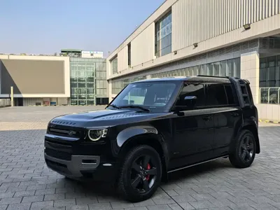 Land Rover Defender · 2021 год