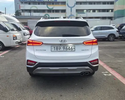 Hyundai Santafe 2020, 109000 км, за 17190000 KRW