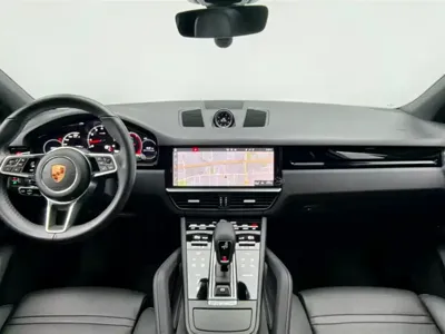 Porsche Cayenne 2020, 40000 км, за 375000 CNY - фото 9