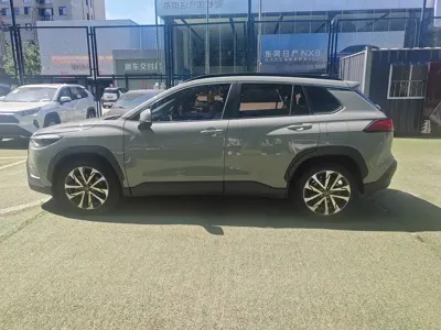 Toyota Corolla Cross 2022, 28000 км, за 76800 CNY