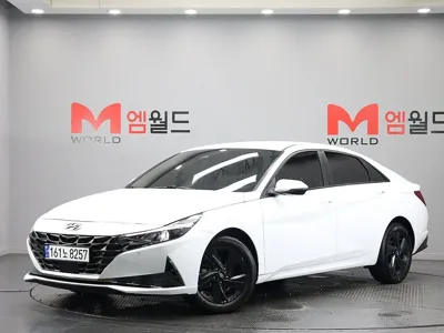 Hyundai Avante · 2023 год