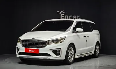 Kia Canival · 2019 год