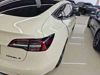 Tesla Model 3 2021, 57400 км, за 121300 CNY - фото 8