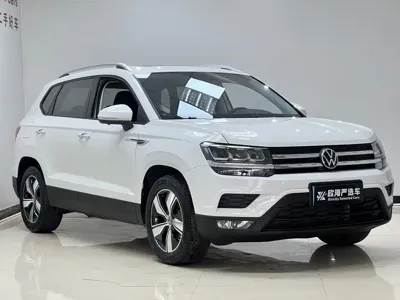 Volkswagen Tharu 2022, 70000 км, за 97800 CNY