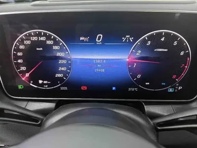 Mercedes-Benz GLC 2024, 19000 км, за 306800 CNY - фото 4
