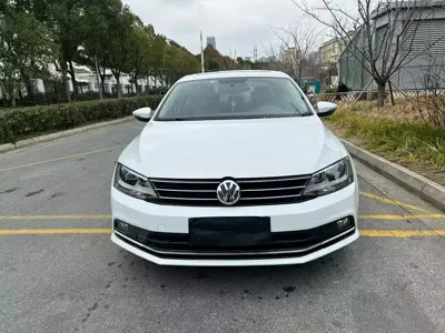 Volkswagen Sagitar 2015, 94000 км, за 26800 CNY