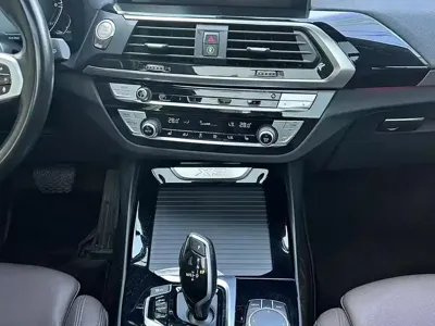 BMW X3 2021, 60000 км, за 145800 CNY