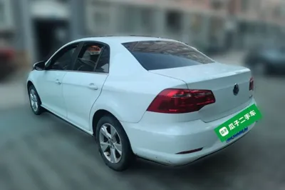 Volkswagen Bora 2014, 147800 км, за 24717.42 CNY