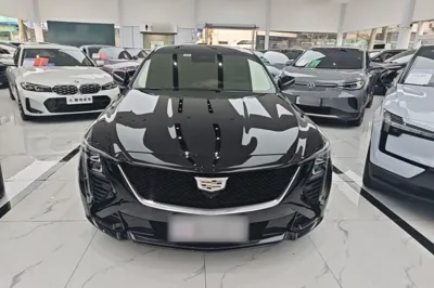 Cadillac CT5 2024, 25099 км, за 203232.09 CNY