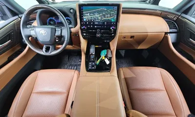Toyota Alphard 2025, 21180 км, за 99900000 KRW - фото 7