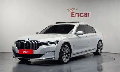 BMW 7-Series · 2022 год