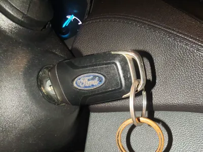 Ford Escort 2015, 88200 км, за 25627.64 CNY - фото 9