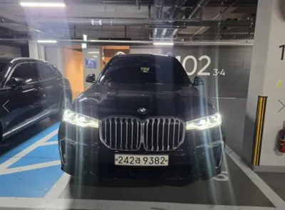 BMW X7 · 2020 год