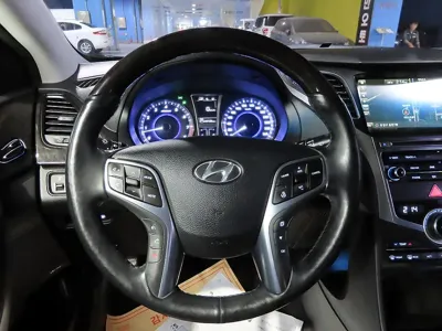 Hyundai Grandeur 2015, 245103 км, за 3200000 KRW - фото 9