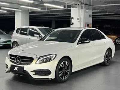 Mercedes-Benz C-Class · 2017 год