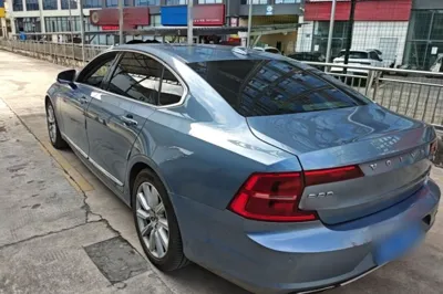Volvo S90 2020, 134900 км, за 114007.53 CNY - фото 4