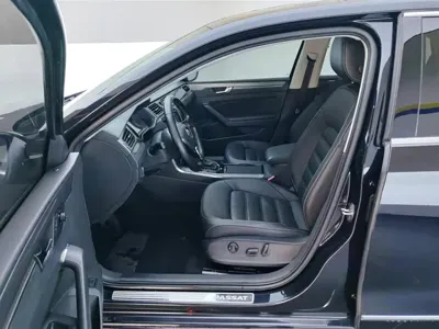 Volkswagen Passat 2017, 80300 км, за 60599 CNY - фото 9