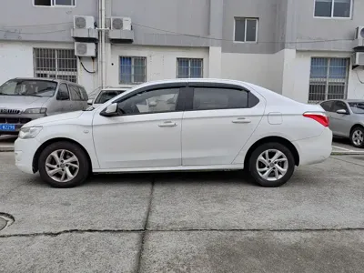 Citroen Elysee 2016, 96000 км, за 13500 CNY