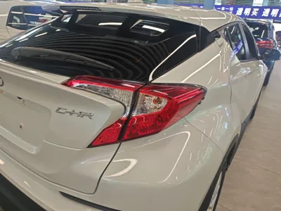 Toyota C-HR 2022, 13600 км, за 96398.72 CNY - фото 7
