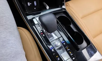 Kia K7 2021, 63463 км, за 11170000 KRW - фото 9