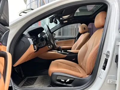 BMW 5 Series 2018, 73000 км, за 153800 CNY - фото 4