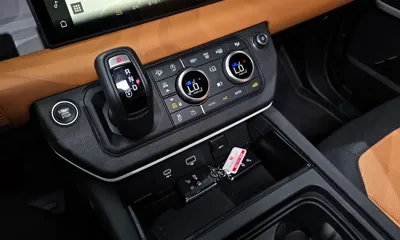 Land Rover Defender 2024, 10319 км, за 83900000 KRW - фото 9