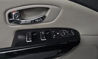 Kia Canival 2017, 126837 км, за 10800000 KRW - фото 28
