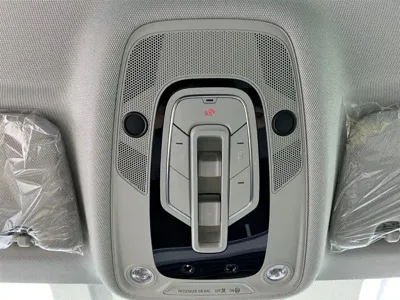 Audi e-tron 2026, 100 км, за 199800 CNY - фото 25