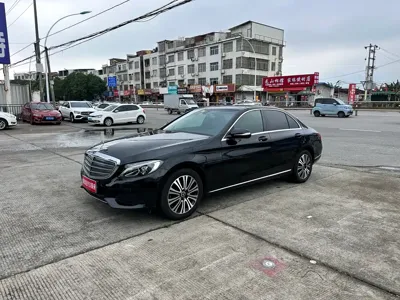 Mercedes-Benz C-Class 2017, 70000 км, за 86000 CNY