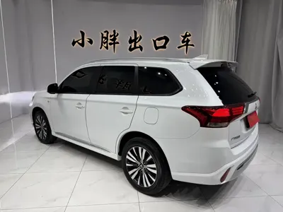 Mitsubishi Outlander 2022, 32000 км, за 109800 CNY - фото 6