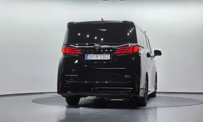 Toyota Alphard 2025, 9325 км, за 113790000 KRW - фото 4