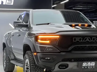 RAM Ram Trucks 2023, 41000 км, за 738000 CNY - фото 29