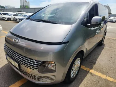 Hyundai Staria 2023, 64747 км, за 29000000 KRW - фото 3