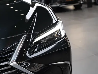 Lexus ES 2025, 11000 км, за 372600 CNY - фото 6