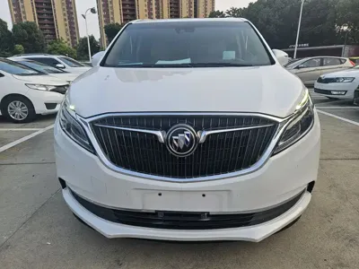 Buick GL8 2018, 80000 км, за 75000 CNY