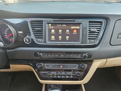 Kia Canival 2016, 145066 км, за 11900000 KRW - фото 10