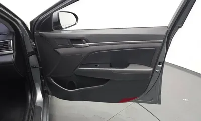 Hyundai Avante 2018, 61358 км, за 10800000 KRW - фото 25