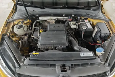 Volkswagen Golf 2019, 114300 км, за 64900.21 CNY - фото 24
