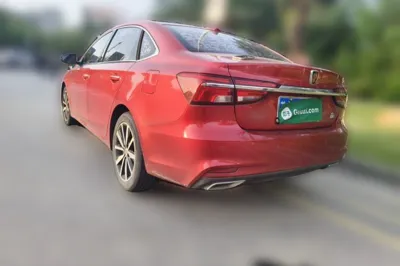 Roewe i6 2018, 73500 км, за 37891.28 CNY